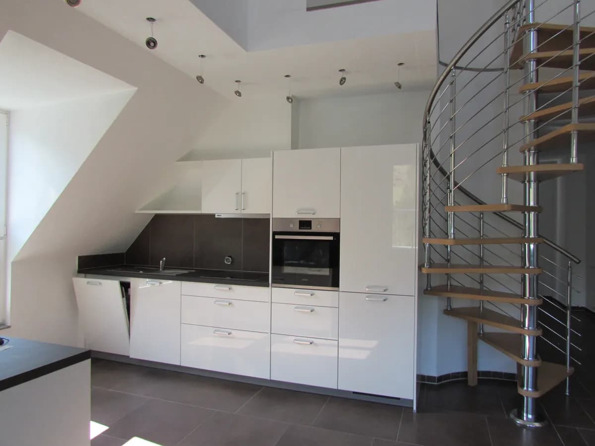 4-Zimmer-Wohnung mieten in Völkermarkt – 156 m², € 1.090