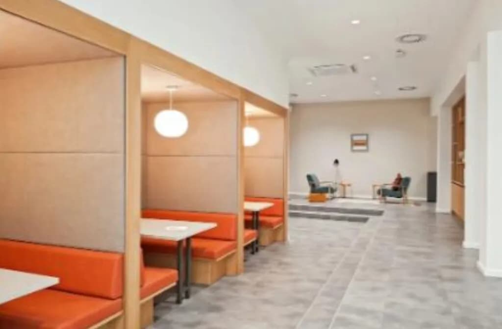 20-Zimmer-Gewerbeimmobilie mieten in Wien – 400 m², € 39.900 – Bild 4 von 8