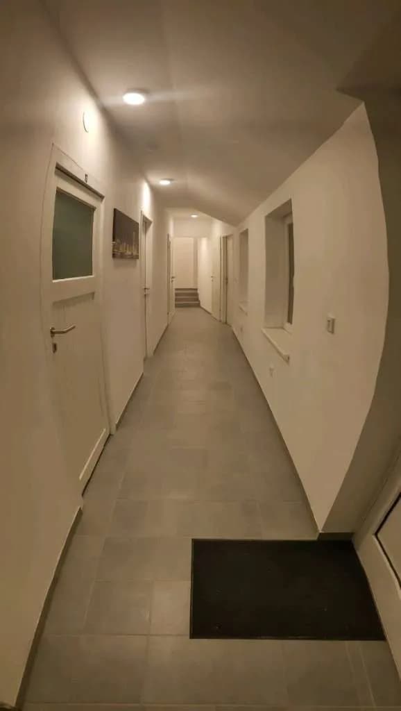 1-Zimmer-Wohnung mieten in Wien – 12 m², € 300 – Bild 5 von 8