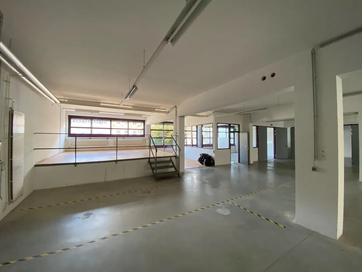 Gewerbeimmobilie mieten in Wien – 857 m², € 9.068 – Bild 2 von 12