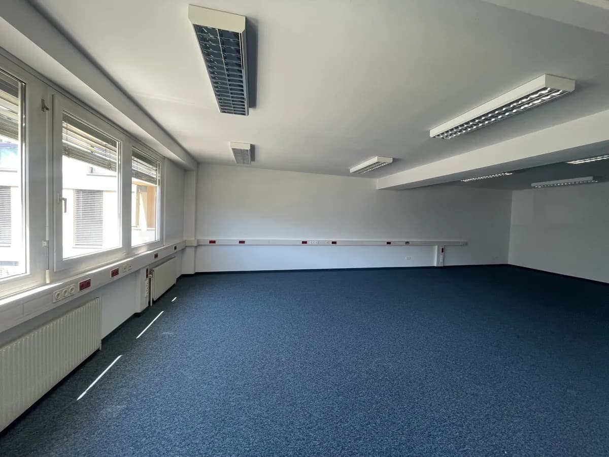 Gewerbeimmobilie mieten in Wien – 219 m², € 2.534 – Bild 2 von 8