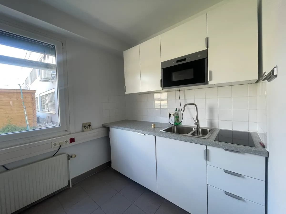 Gewerbeimmobilie mieten in Wien – 219 m², € 2.534 – Bild 4 von 8