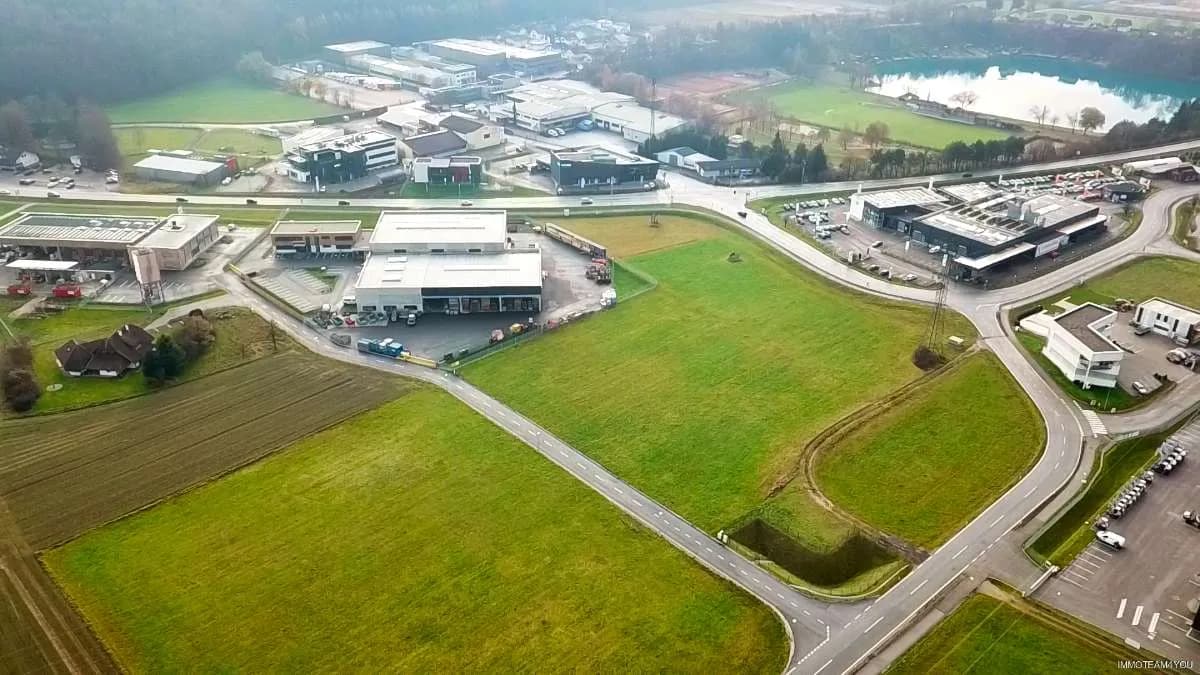 Immobilie mieten in Vöcklabruck – 9 980 m² – Bild 4 von 15