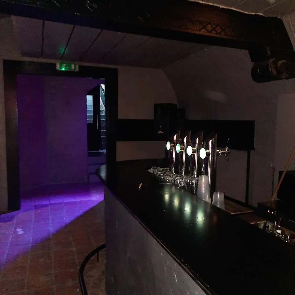 Gewerbeimmobilie mieten in Villach – 250 m², € 1.000 – Bild 11 von 15