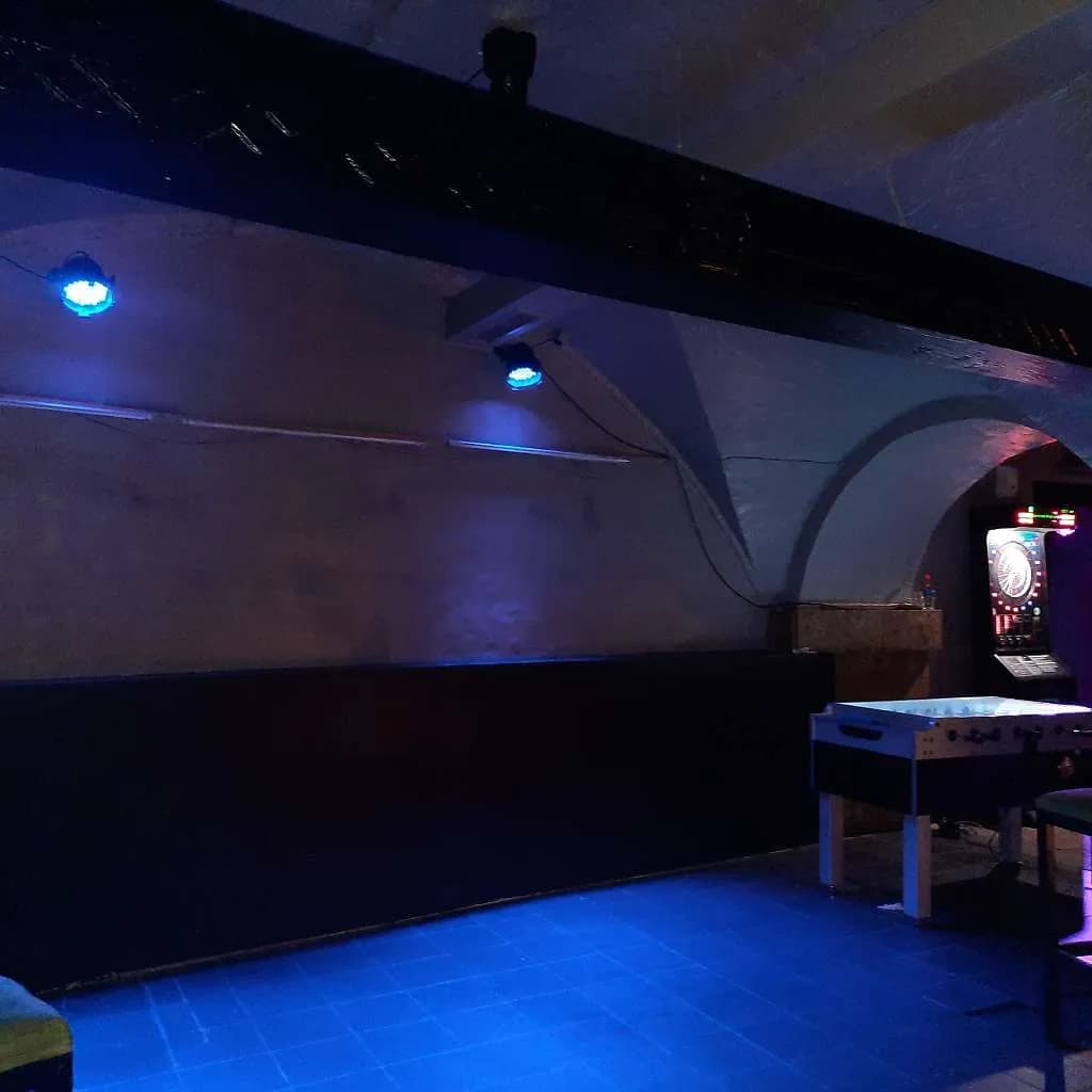 Gewerbeimmobilie mieten in Villach – 250 m², € 1.000 – Bild 13 von 15