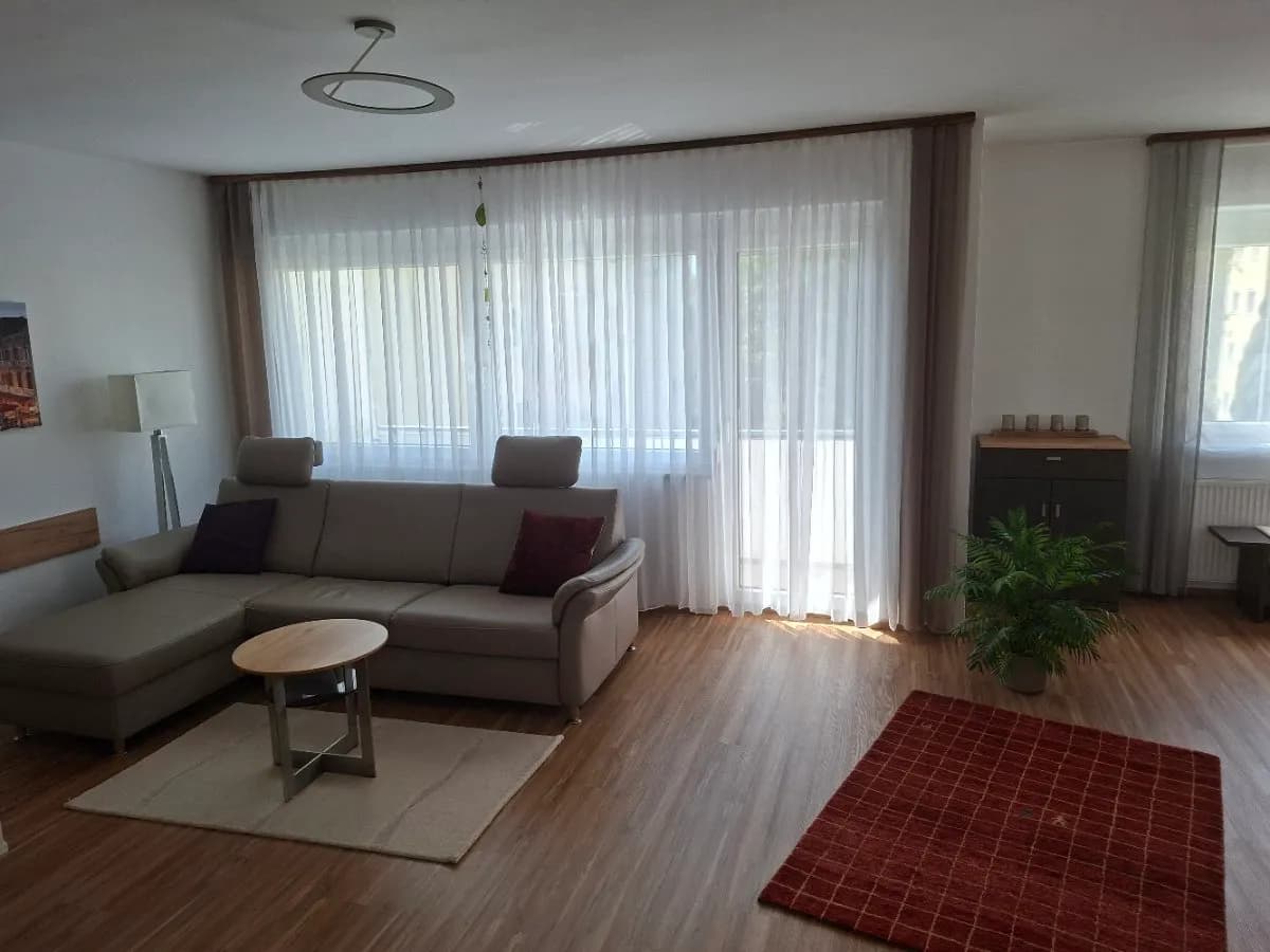 2-Zimmer-Wohnung mieten in Steyr – 84 m², € 890 – Bild 3 von 16