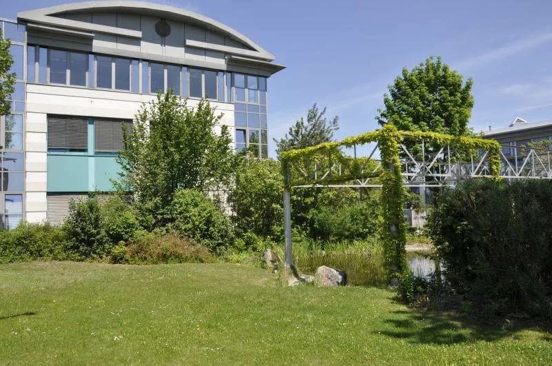 Gewerbeimmobilie mieten in Bruck an der Leitha – 697 m², € 9.270 – Bild 1 von 8