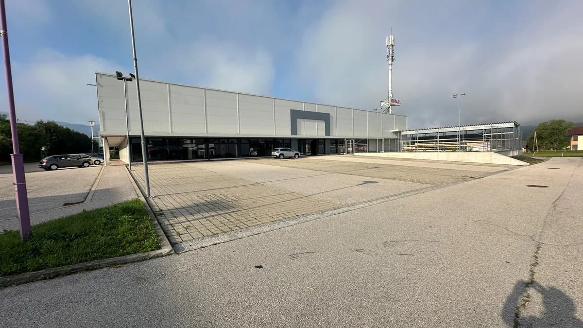 Gewerbeimmobilie mieten in Völkermarkt – 1 815 m², € 4 – Bild 1 von 7