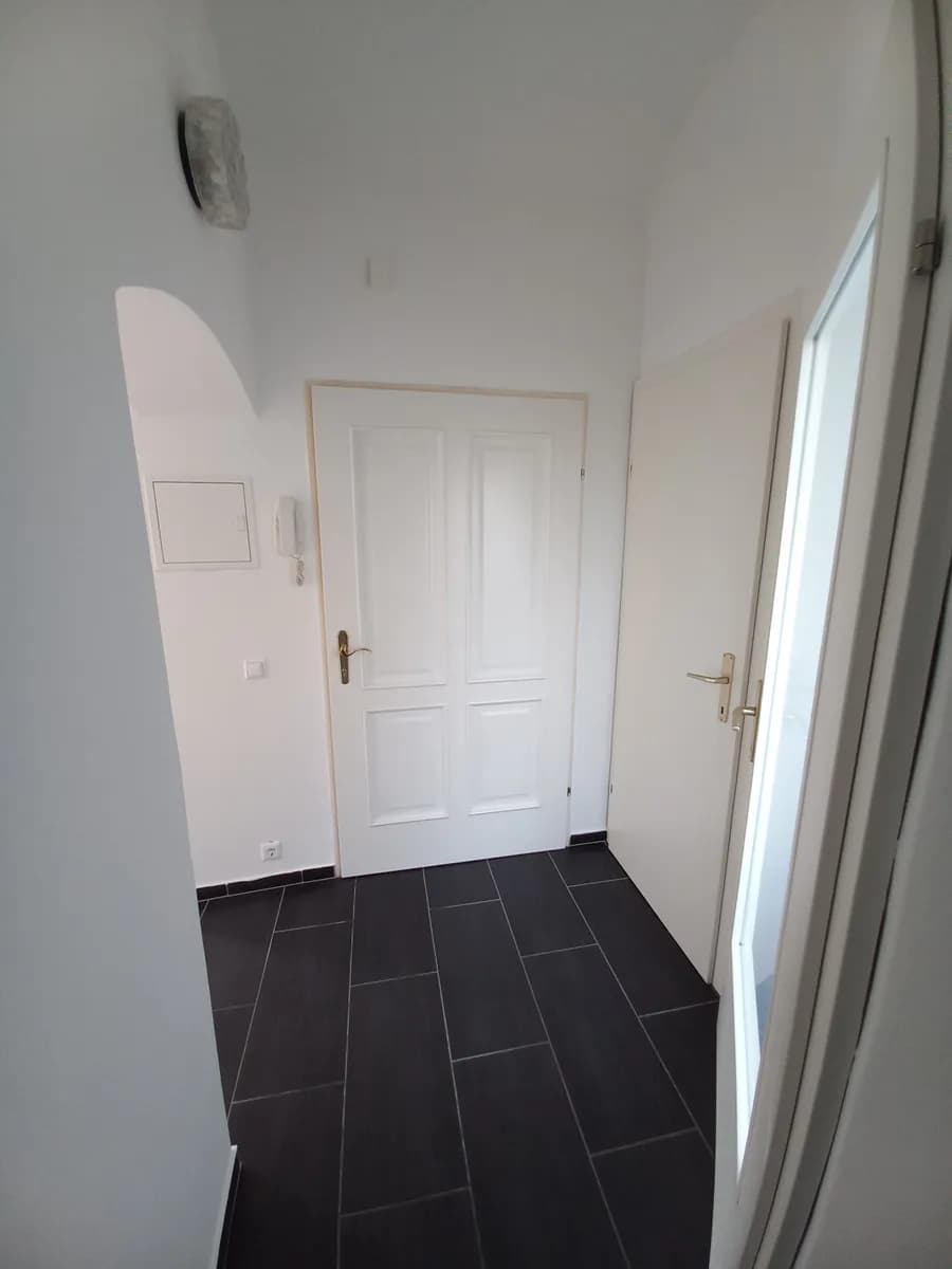 1-Zimmer-Wohnung mieten in Sankt Pölten – 34 m², € 450 – Bild 6 von 9