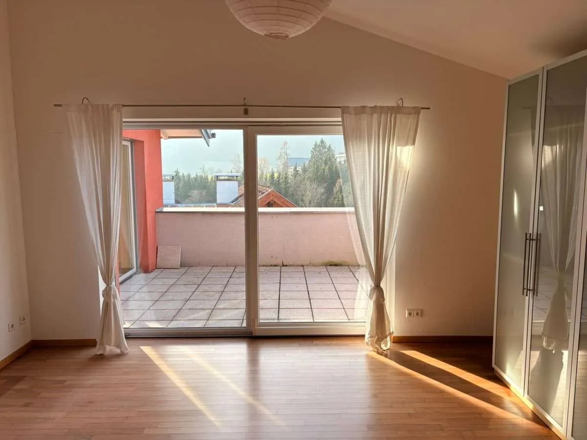 3-Zimmer-Wohnung mieten in Vöcklabruck – 116 m², € 1.700 – Bild 4 von 5