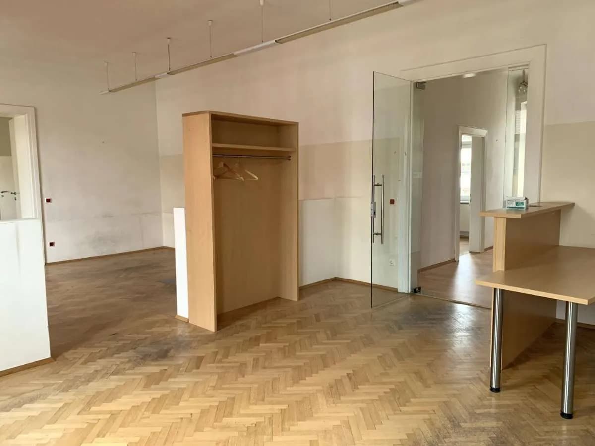 8-Zimmer-Gewerbeimmobilie mieten in Krems an der Donau – 180 m², € 1.681 – Bild 2 von 14