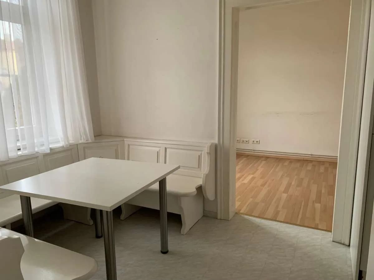 8-Zimmer-Gewerbeimmobilie mieten in Krems an der Donau – 180 m², € 1.681 – Bild 9 von 14