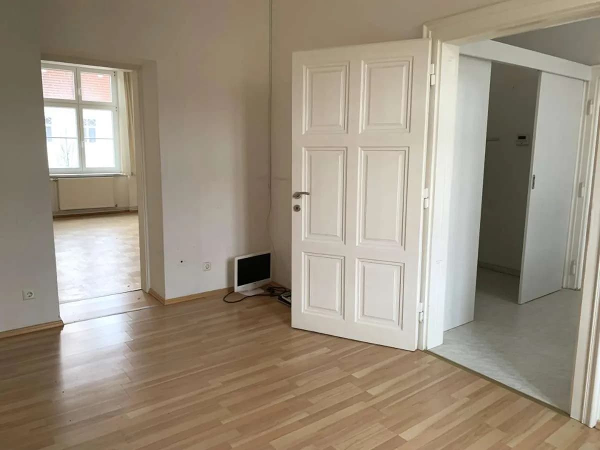 8-Zimmer-Gewerbeimmobilie mieten in Krems an der Donau – 180 m², € 1.681 – Bild 11 von 14