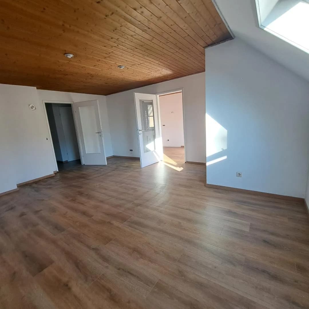3-Zimmer-Wohnung kaufen in Lilienfeld – 84 m², € 90.000 – Bild 2 von 7