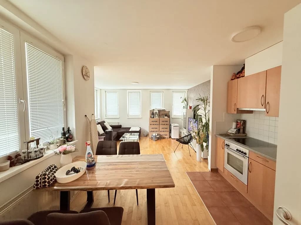 2-Zimmer-Wohnung kaufen in Wien – 51,3 m², € 270.000 – Bild 1 von 21