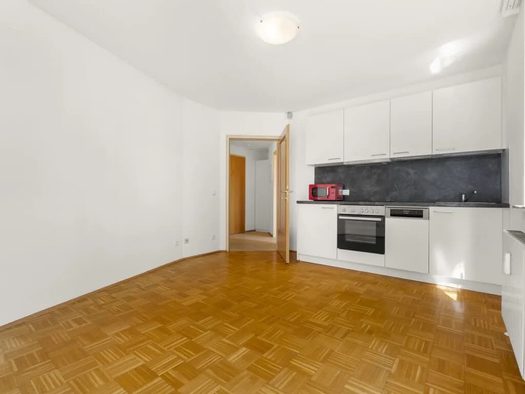 2-Zimmer-Wohnung mieten in Klagenfurt – 35 m², € 725 – Bild 2 von 17