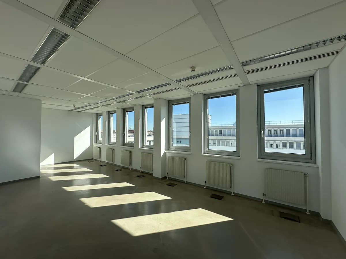 Gewerbeimmobilie mieten in Wien – 354 m², € 13 – Bild 3 von 8