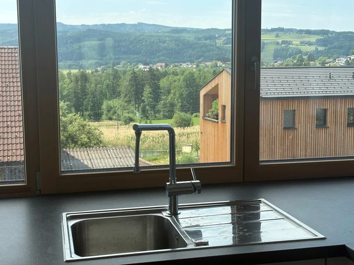 4-Zimmer-Wohnung mieten in Vöcklabruck – 152 m², € 2.440 – Bild 3 von 15