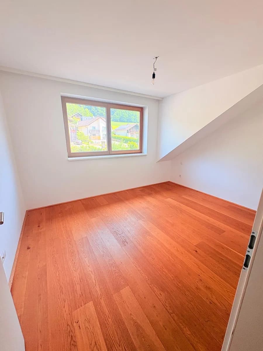 4-Zimmer-Wohnung mieten in Vöcklabruck – 152 m², € 2.440 – Bild 5 von 15