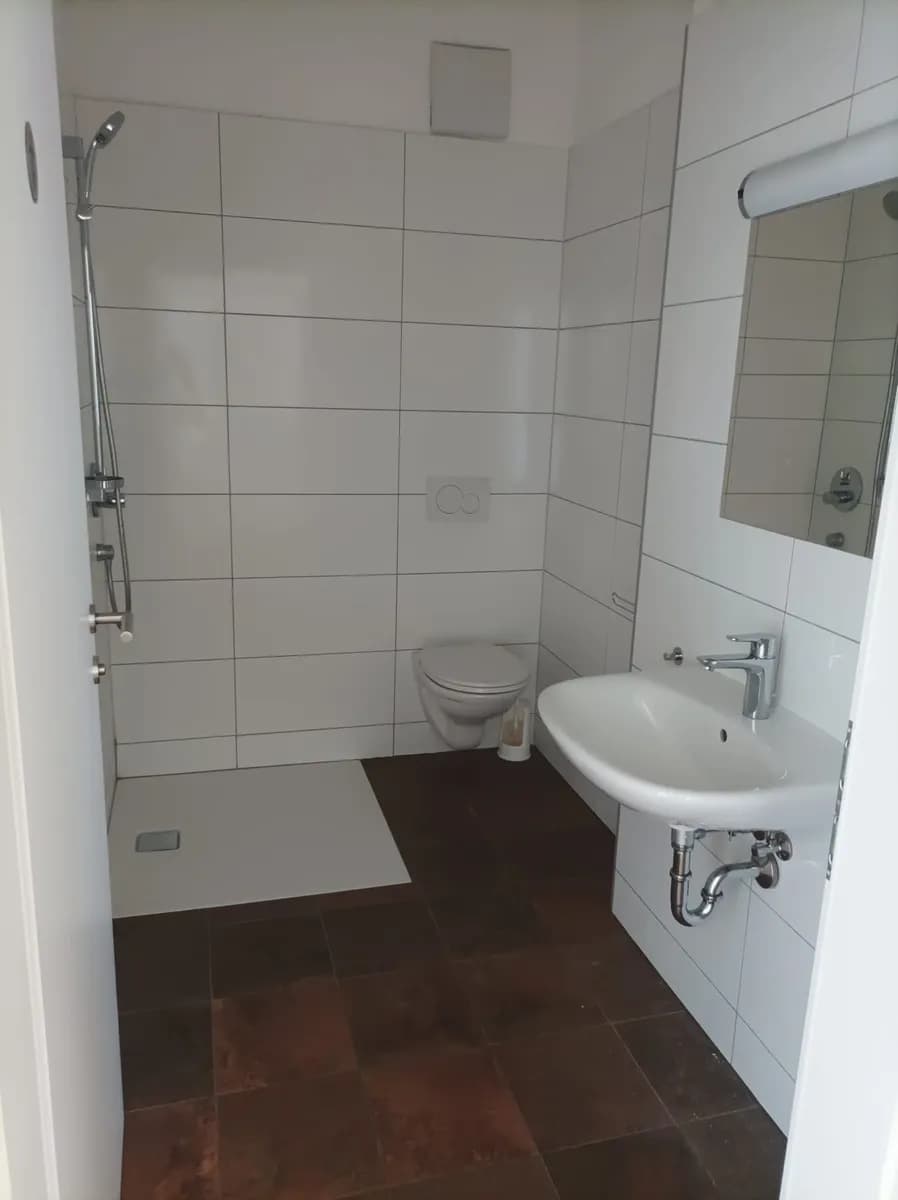 4-Zimmer-Wohnung mieten in Vöcklabruck – 152 m², € 2.440 – Bild 12 von 15