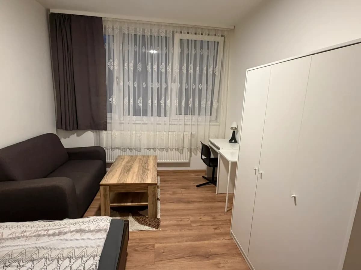 Immobilie mieten in Vöcklabruck – € 400 – Bild 2 von 9