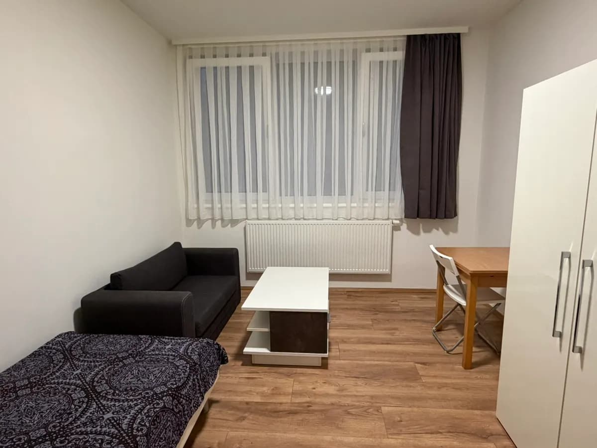 Immobilie mieten in Vöcklabruck – € 400 – Bild 3 von 9