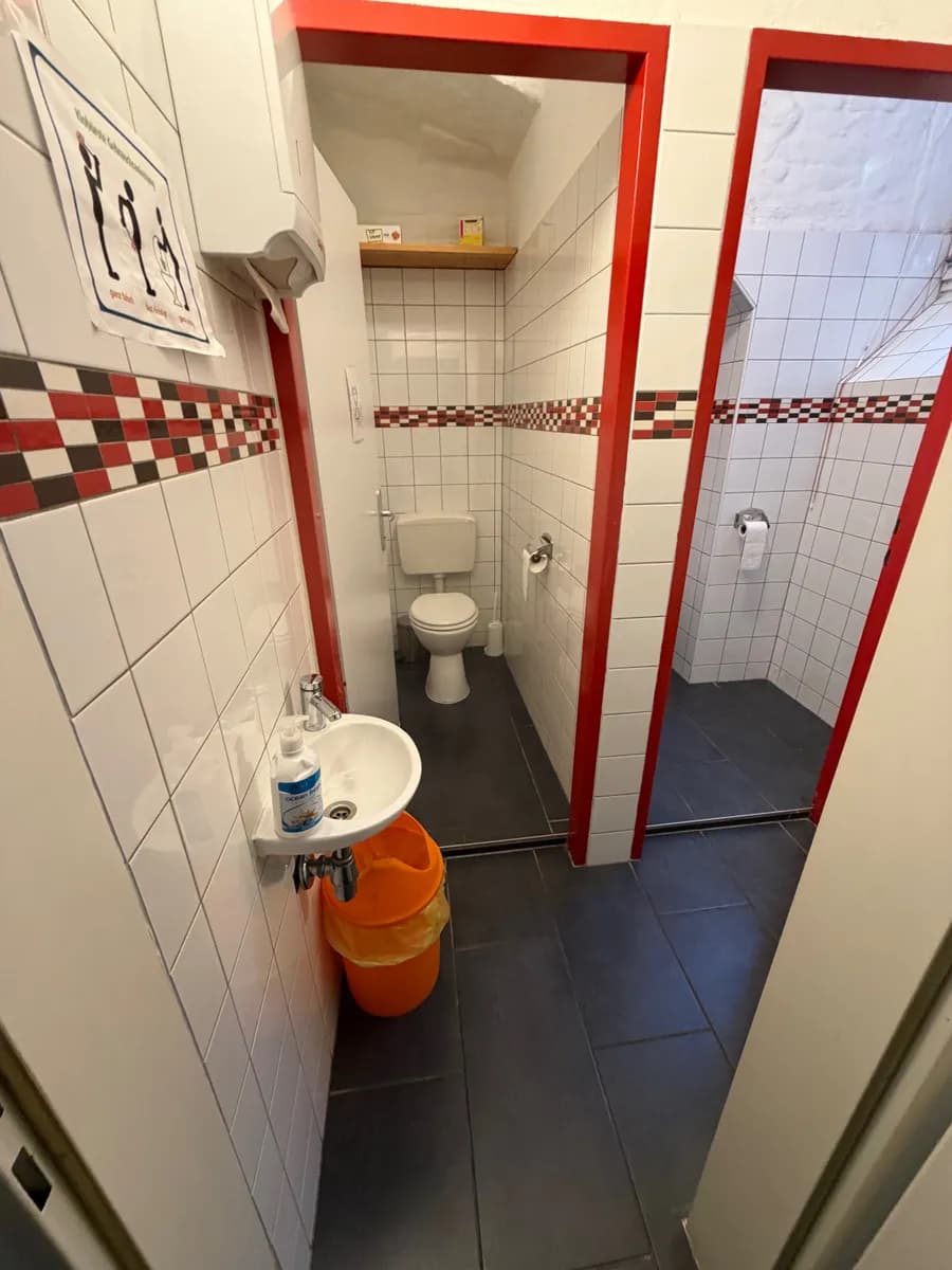 Gewerbeimmobilie mieten in Wien – 150 m², € 2.500 – Bild 7 von 13