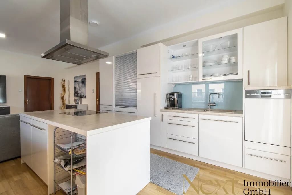 9-Zimmer-Haus mieten in Linz – 239,04 m², € 2.409 – Bild 5 von 22