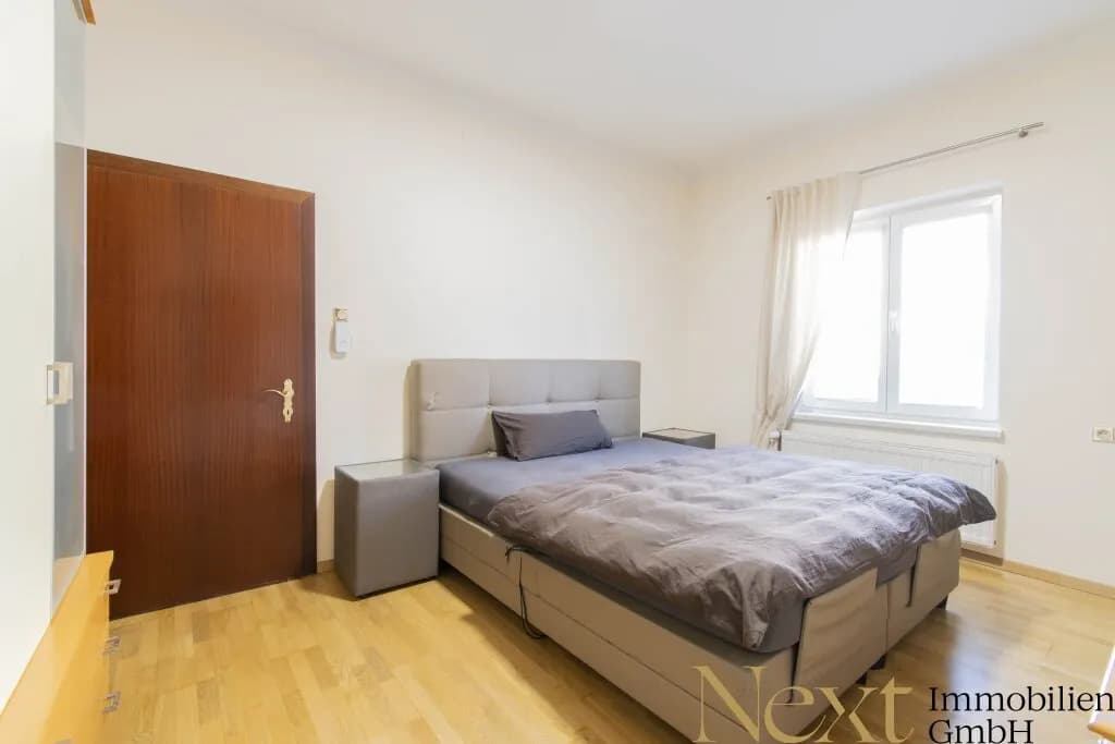 9-Zimmer-Haus mieten in Linz – 239,04 m², € 2.409 – Bild 7 von 22