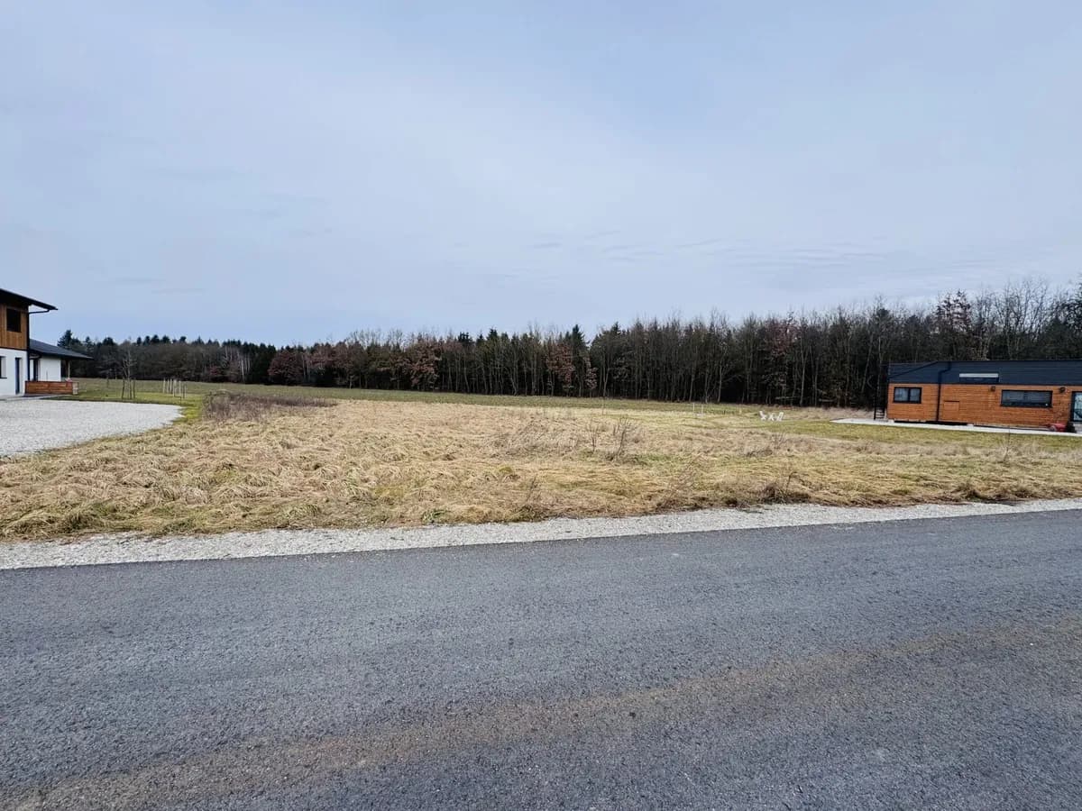 Grundstück kaufen in Braunau am Inn – 998 m², € 140.000 – Bild 3 von 4