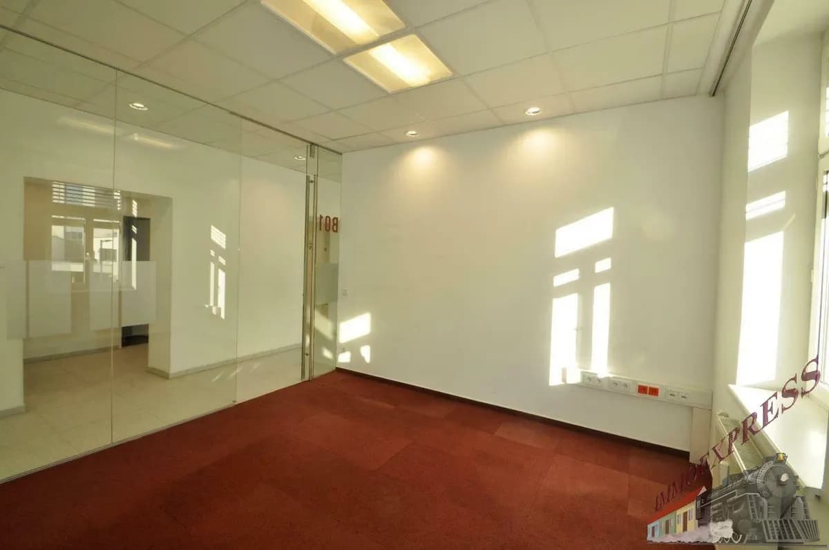 7-Zimmer-Gewerbeimmobilie mieten in Sankt Pölten – 230 m², € 1.900