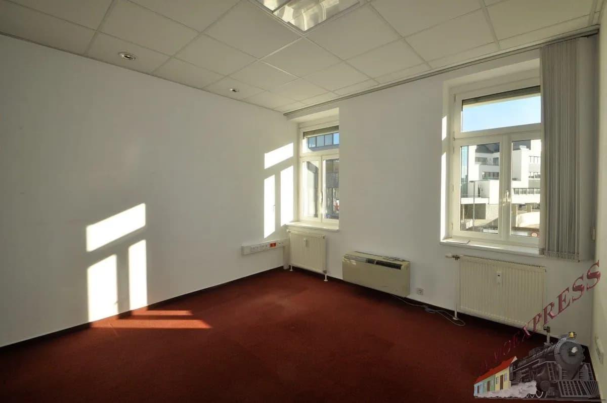 7-Zimmer-Gewerbeimmobilie mieten in Sankt Pölten – 230 m², € 1.900 – Bild 3 von 11