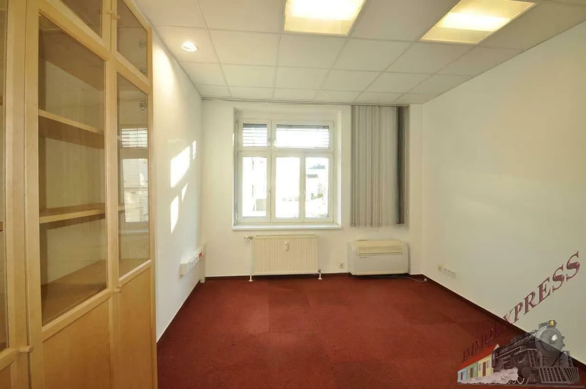 7-Zimmer-Gewerbeimmobilie mieten in Sankt Pölten – 230 m², € 1.900 – Bild 8 von 11
