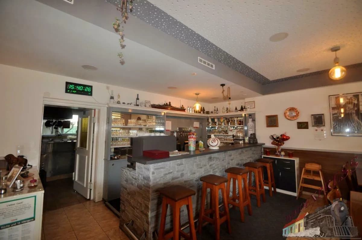 5-Zimmer-Gewerbeimmobilie mieten in Sankt Pölten – 230 m², € 2.700 – Bild 3 von 12