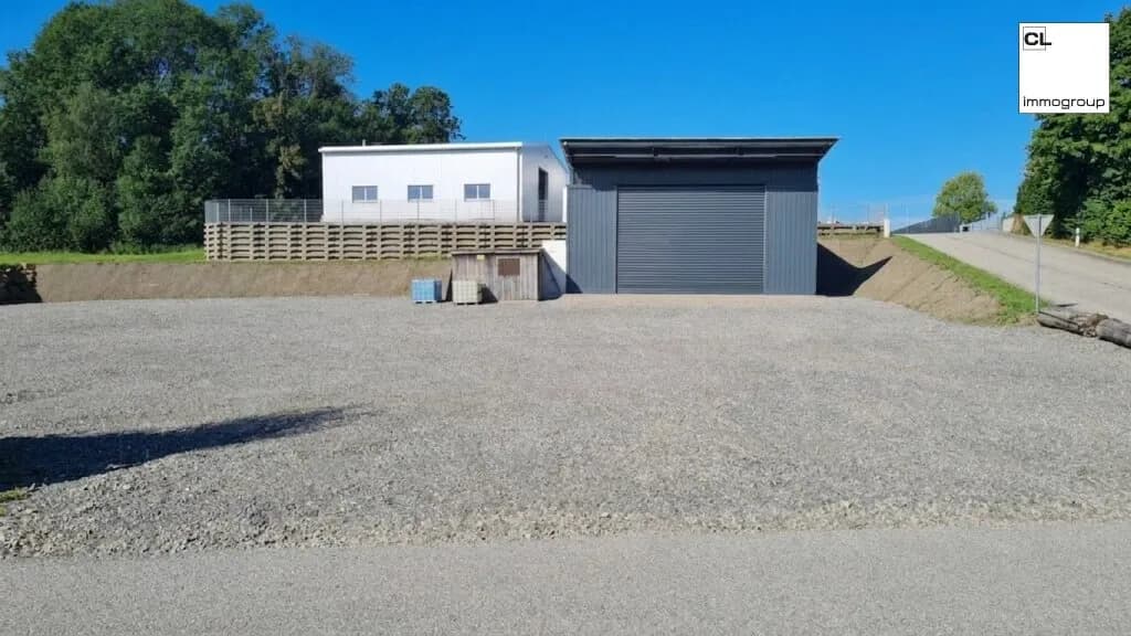 Immobilie mieten in Vöcklabruck – 2 500 m² – Bild 2 von 5