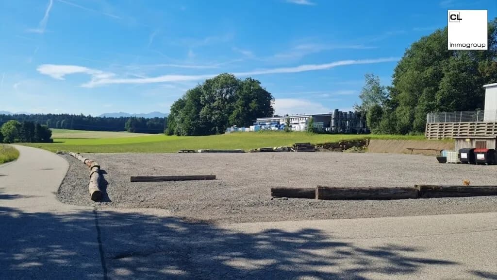 Immobilie mieten in Vöcklabruck – 2 500 m² – Bild 4 von 5