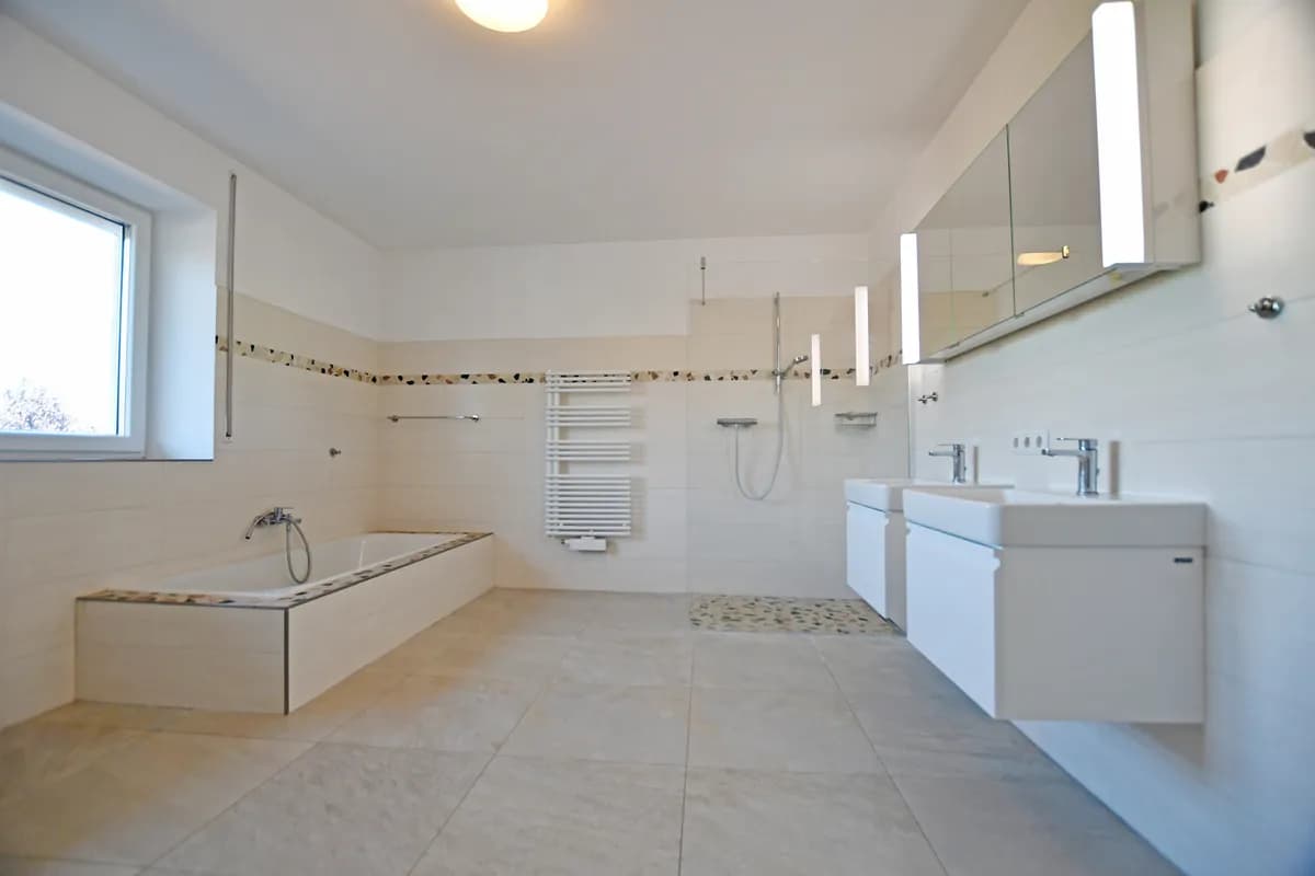 5-Zimmer-Haus kaufen in Braunau am Inn – 153 m², € 890.000 – Bild 5 von 6
