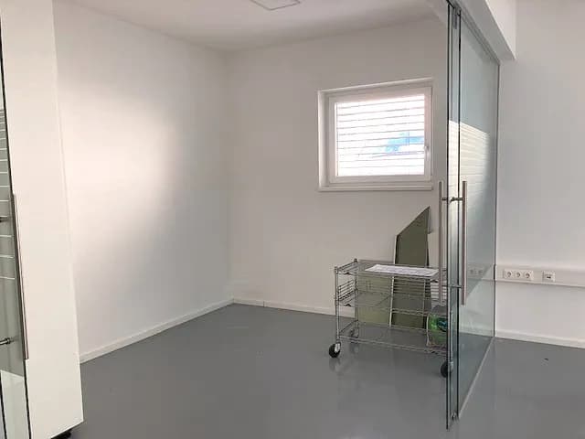 2-Zimmer-Gewerbeimmobilie mieten in Krems an der Donau – 58 m², € 1.129 – Bild 6 von 8