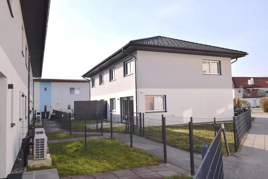 5-Zimmer-Haus mieten in Amstetten – 115 m², € 1.446 – Bild 2 von 17