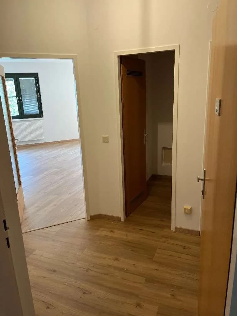 1-Zimmer-Wohnung mieten in Krems an der Donau – 45 m², € 760 – Bild 14 von 16