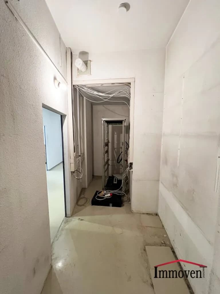 8-Zimmer-Gewerbeimmobilie mieten in Wien – 271 m², € 2.949 – Bild 17 von 20