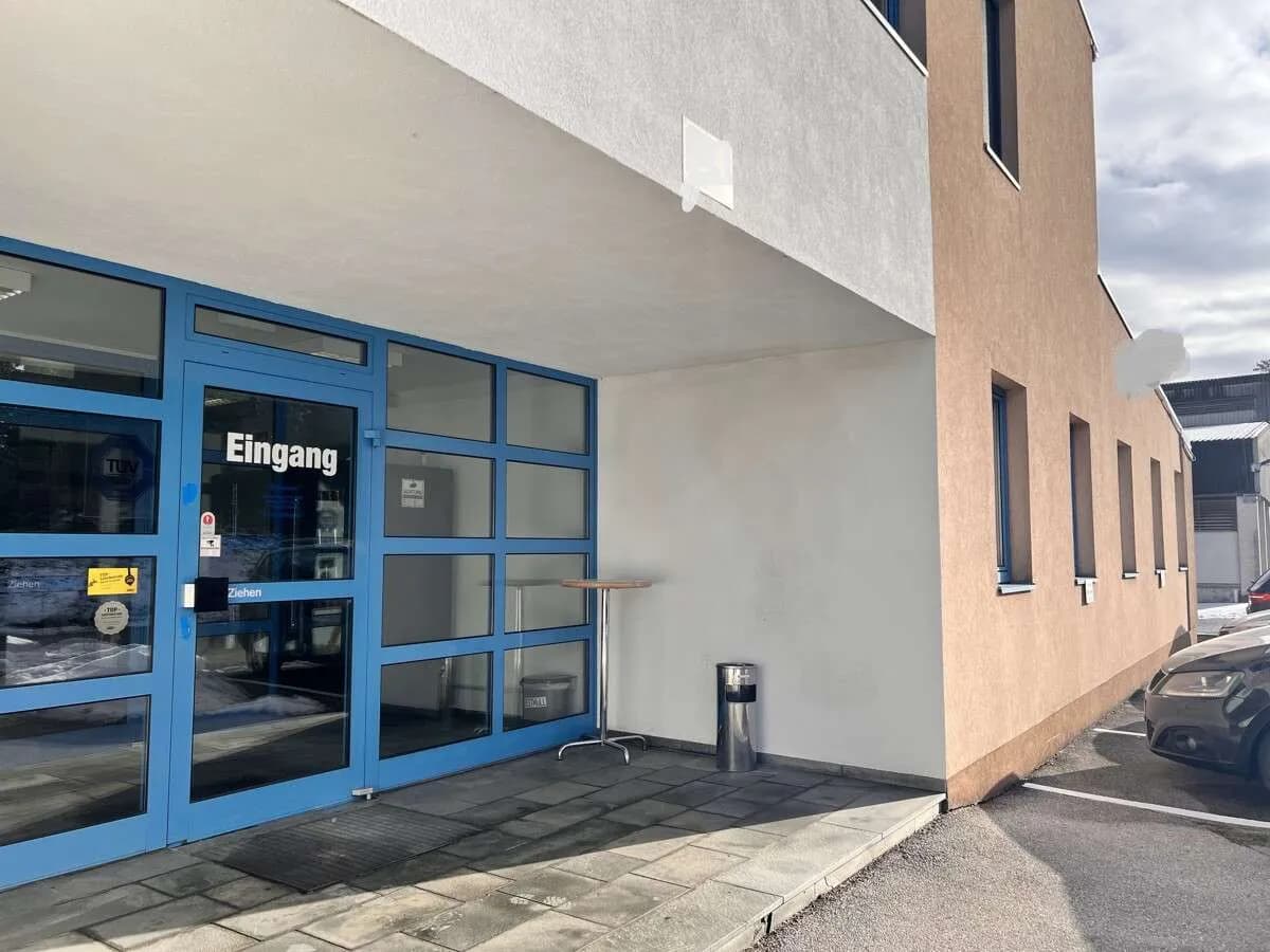 5-Zimmer-Gewerbeimmobilie mieten in Amstetten – 120 m², € 900