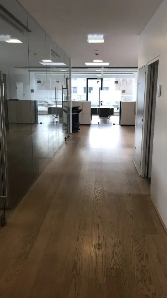6-Zimmer-Gewerbeimmobilie mieten in Hallein – 251 m², € 4.864 – Bild 7 von 12