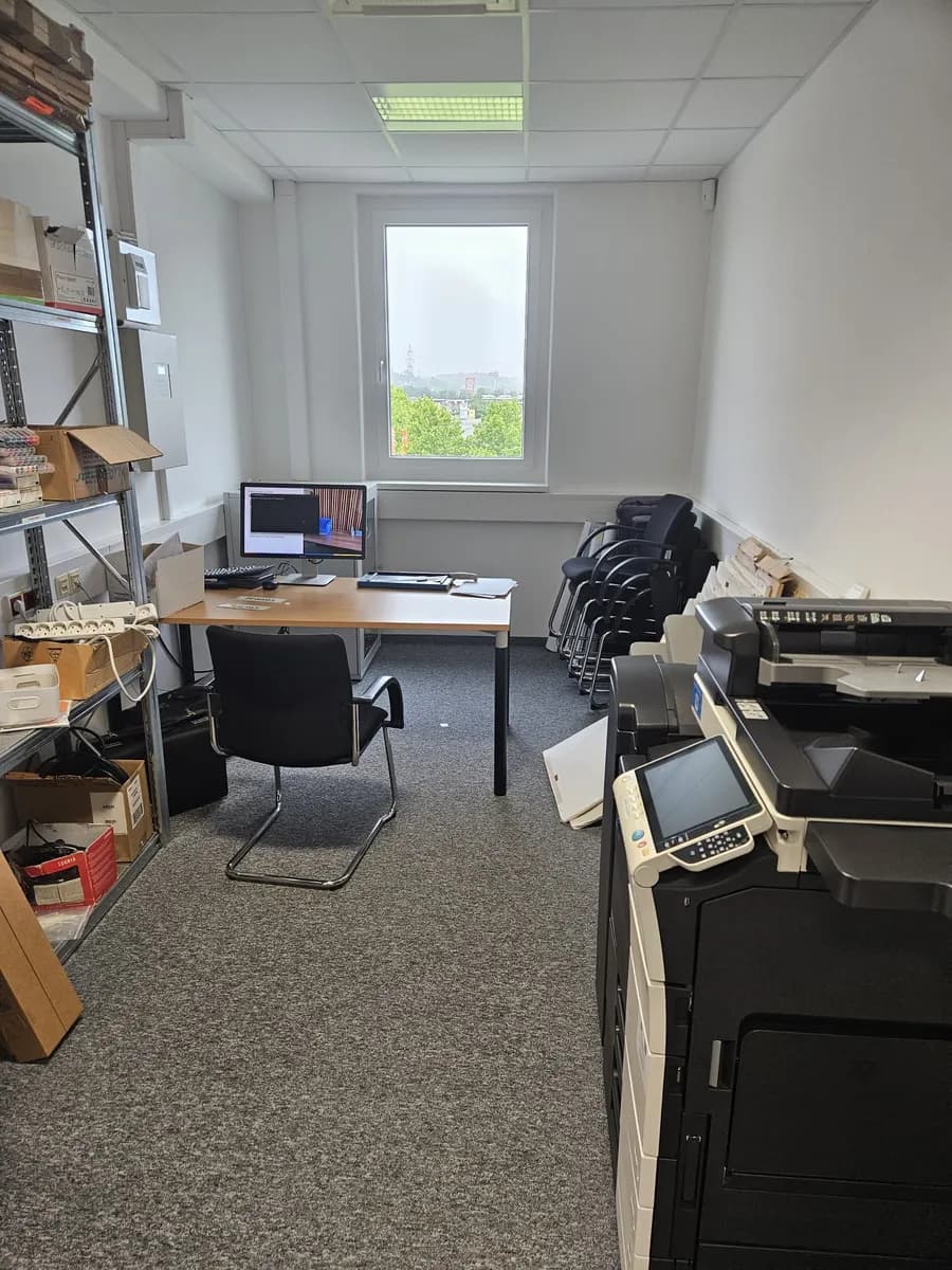 Gewerbeimmobilie mieten in Linz Land – 197 m², € 2.137 – Bild 7 von 12