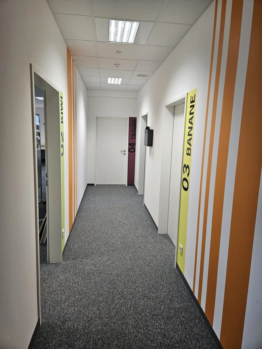 Gewerbeimmobilie mieten in Linz Land – 197 m², € 2.137 – Bild 8 von 12