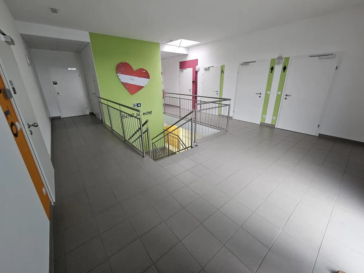 Gewerbeimmobilie mieten in Linz Land – 197 m², € 2.137 – Bild 12 von 12