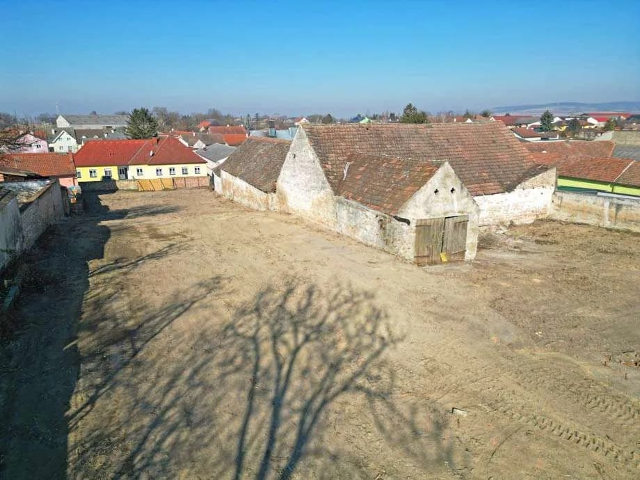 Grundstück kaufen in Korneuburg – 2 849 m², € 600.000 – Bild 2 von 12