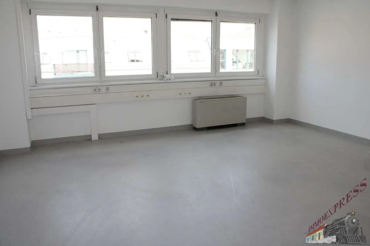 Gewerbeimmobilie mieten in Mödling – 200 m², € 2.100 – Bild 3 von 18