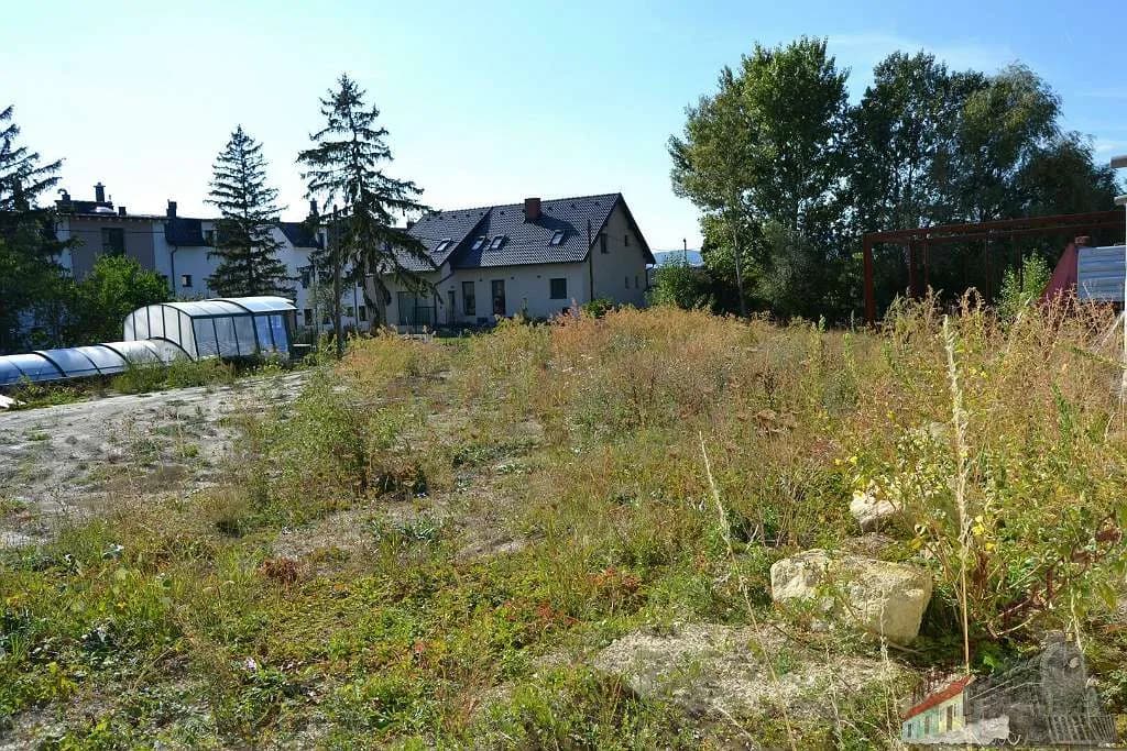 Grundstück kaufen in Mödling – 2 145 m², € 639.000 – Bild 1 von 5