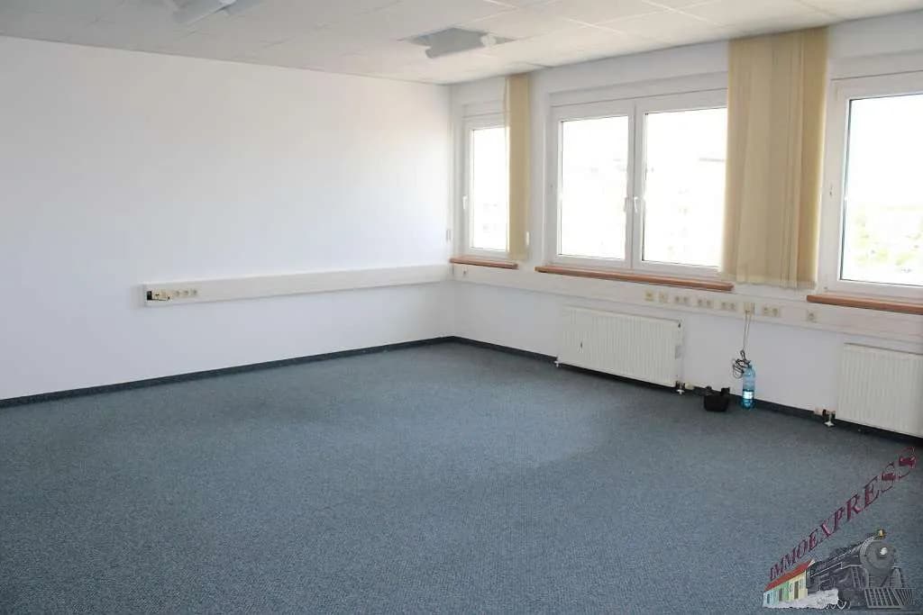 2-Zimmer-Gewerbeimmobilie mieten in Sankt Pölten – 130 m², € 1.300